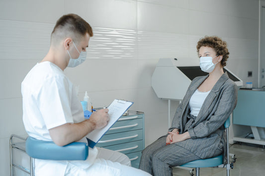 Consultation médicale de suivi de grossesse